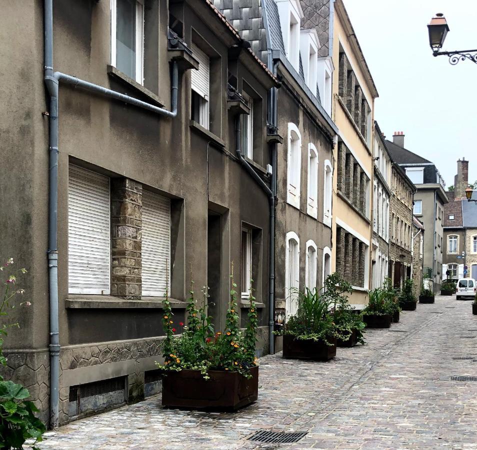 T3 En Vieille Ville 2Adult 2 Enfants Parking Gratuit - By La Source D'Orfee Boulogne-sur-Mer Eksteriør billede