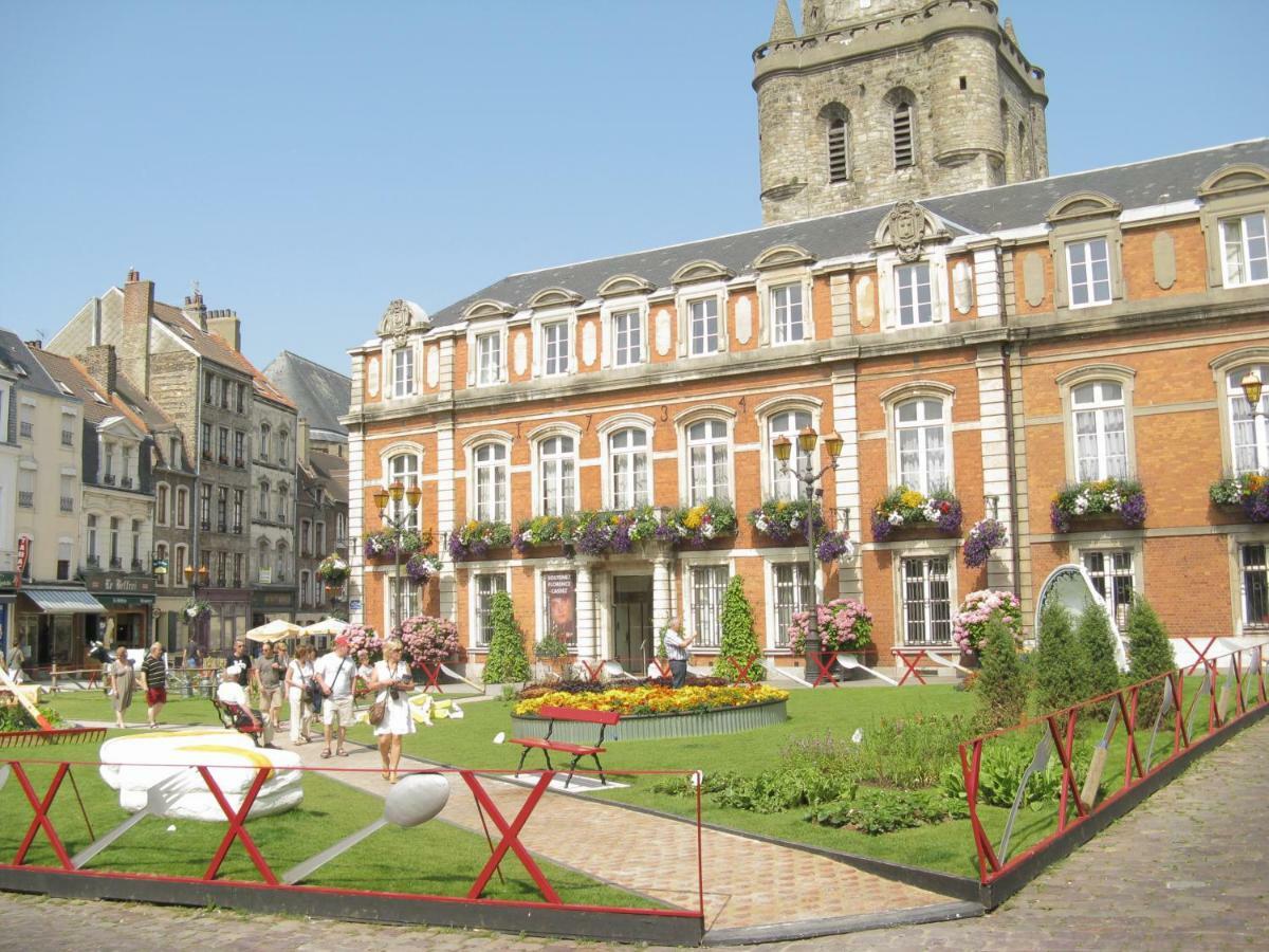 T3 En Vieille Ville 2Adult 2 Enfants Parking Gratuit - By La Source D'Orfee Boulogne-sur-Mer Eksteriør billede